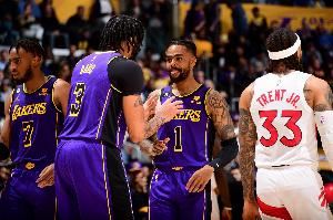 拉塞尔签独行侠后和浓眉视频:我不会让你失望的 克里斯蒂:有趣 拉塞尔签独行侠后和浓眉视频:我不会让你失望的 克里斯蒂:有趣