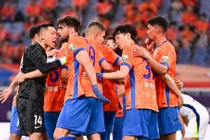 鲁媒:保级队积极补强&争冠队也没闲着,泰山队夏窗操作需要提速 鲁媒:保级队积极补强&争冠队也没闲着,泰山队夏窗操作需要提速