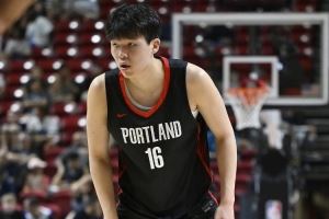 波杰姆斯基:杨瀚森的传球等技巧已展示出来 会慢慢找到自己位置 波杰姆斯基:杨瀚森的传球等技巧已展示出来 会慢慢找到自己位置