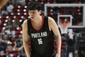 👀美媒:杨瀚森至少能到比尔-沃顿的水平 说像约基奇还为时过早 👀美媒:杨瀚森至少能到比尔-沃顿的水平 说像约基奇还为时过早