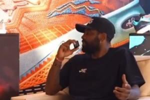 A史密斯称欧文被压价!欧文:球员也能评论媒体 你配不上那份合同 A史密斯称欧文被压价!欧文:球员也能评论媒体 你配不上那份合同