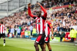 小蜜蜂新帅:维萨下周会回归球队参加训练 小蜜蜂新帅:维萨下周会回归球队参加训练