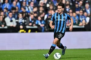 跟队记者:贾沙里正在等米兰与布鲁日的谈判进展,将缺席比甲首轮 跟队记者:贾沙里正在等米兰与布鲁日的谈判进展,将缺席比甲首轮