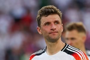 记者：美职联温哥华白浪有意免签穆勒，正与球员进行谈判