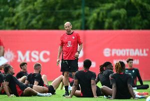 阿莱格里:对阵利物浦的胜利是很好的训练,我们后场出球做得很好 阿莱格里:对阵利物浦的胜利是很好的训练,我们后场出球做得很好