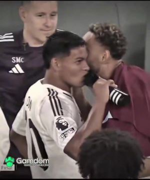 天生社牛🤣博主晒库尼亚赛后与队友互动:他就像来了很久一样.. 天生社牛🤣博主晒库尼亚赛后与队友互动:他就像来了很久一样..