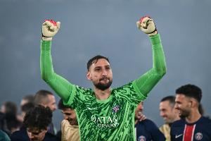 佩杜拉:加拉塔萨雷高薪报价多纳鲁马,曼城正在密切关注 佩杜拉:加拉塔萨雷高薪报价多纳鲁马,曼城正在密切关注