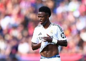 TA:身边人表示维尼修斯没有收到沙特报价,球员新赛季留队 TA:身边人表示维尼修斯没有收到沙特报价,球员新赛季留队