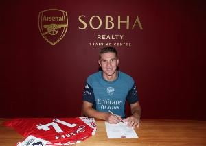 TA:约克雷斯5年合同总成本超1亿,葡体有望获得约3550万镑利润 TA:约克雷斯5年合同总成本超1亿,葡体有望获得约3550万镑利润