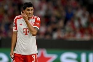 金玟哉身边人:没有在跟利雅得胜利谈判,如无意外他会留在拜仁 金玟哉身边人:没有在跟利雅得胜利谈判,如无意外他会留在拜仁