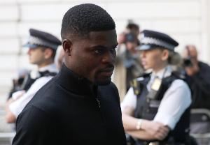 马卡:黄潜准备继续推进托马斯的签约,球迷已有大规模活动反对 马卡:黄潜准备继续推进托马斯的签约,球迷已有大规模活动反对