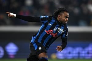 记者:国米至今仍未再次报价卢克曼,但与球员保持联系 记者:国米至今仍未再次报价卢克曼,但与球员保持联系