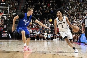 状元大战榜眼!Stein:独行侠常规赛揭幕战将迎战马刺! 状元大战榜眼!Stein:独行侠常规赛揭幕战将迎战马刺!