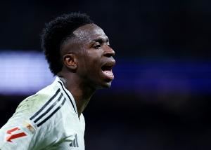 TA：维尼修斯要求税后3000万欧年薪，对皇马此前放风续约感到不满