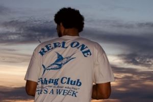 无忧无虑😉自由球员西蒙斯更新社媒晒照:还在钓鱼🎣 无忧无虑😉自由球员西蒙斯更新社媒晒照:还在钓鱼🎣