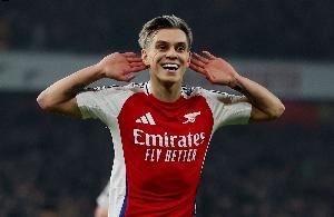 阿尔特塔谈特罗萨德:他腹股沟有些不适,应该能赶上英超揭幕战 阿尔特塔谈特罗萨德:他腹股沟有些不适,应该能赶上英超揭幕战