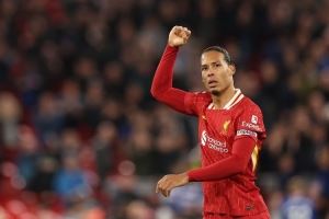 范迪克:我们希望留下被后人记住的遗产,这是足球之美、生命之美 范迪克:我们希望留下被后人记住的遗产,这是足球之美、生命之美