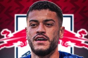 德天空:哥兹塔比中锋罗慕洛将加盟莱比锡,转会费总价2500万欧 德天空:哥兹塔比中锋罗慕洛将加盟莱比锡,转会费总价2500万欧