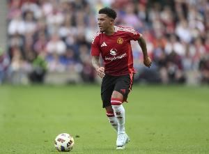 TA:罗马已提出租借桑乔的报价,他们同时在谈维拉边锋利昂-贝利 TA:罗马已提出租借桑乔的报价,他们同时在谈维拉边锋利昂-贝利