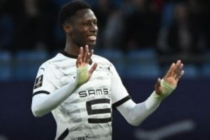 米体:国米签科内遇阻后,将目光瞄准了年轻小将杜比亚和西塞 米体:国米签科内遇阻后,将目光瞄准了年轻小将杜比亚和西塞