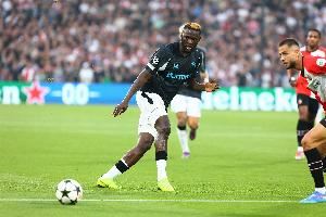 勒沃库森总监:我们正与博尼法斯团队沟通,讨论离队的可能性 勒沃库森总监:我们正与博尼法斯团队沟通,讨论离队的可能性