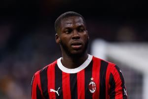 记者:穆萨前往亚特兰大转会受阻,亚沙里伤缺至少两月 记者:穆萨前往亚特兰大转会受阻,亚沙里伤缺至少两月