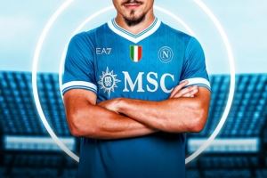 Here We Go!罗马诺:埃尔马斯租借加盟那不勒斯,后者可选择买断 Here We Go!罗马诺:埃尔马斯租借加盟那不勒斯,后者可选择买断