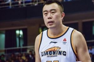 媒体人:只有大韩退役 才标志着这代霸主辽篮迎来真正的谢幕时刻 媒体人:只有大韩退役 才标志着这代霸主辽篮迎来真正的谢幕时刻