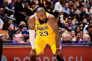 詹姆斯谈生涯至今的心态:无法预测自己的成就 努力发挥全部潜力 詹姆斯谈生涯至今的心态:无法预测自己的成就 努力发挥全部潜力