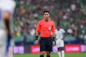 马宁将执法全运会U16男足比赛,从1/4决赛开始引入VAR技术 马宁将执法全运会U16男足比赛,从1/4决赛开始引入VAR技术