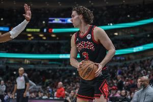 4年1亿 薪资网站整理吉迪新合同细节:起薪2232万 最后一年2768万 4年1亿 薪资网站整理吉迪新合同细节:起薪2232万 最后一年2768万