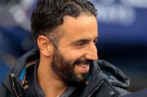 曼联近10场当地周六中午12:30开球的英超取得7场胜利,且6场零封 曼联近10场当地周六中午12:30开球的英超取得7场胜利,且6场零封