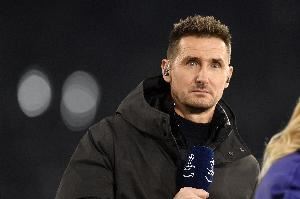 鲁梅尼格:希望纽伦堡对克洛泽保持耐心,他是非常优秀的教练 鲁梅尼格:希望纽伦堡对克洛泽保持耐心,他是非常优秀的教练