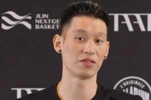 林书豪谈因疫情隔离学会独处:这让他获得成长 也更享受独处时光 林书豪谈因疫情隔离学会独处:这让他获得成长 也更享受独处时光