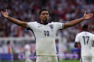 邮报撰文:图赫尔球队容不下"救世主情结",贝林应放弃主角综合征 邮报撰文:图赫尔球队容不下"救世主情结",贝林应放弃主角综合征