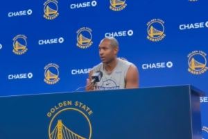 勇士年龄偏大?霍福德:不担心 我们有阵容深度&有人能挺身而出 勇士年龄偏大?霍福德:不担心 我们有阵容深度&有人能挺身而出