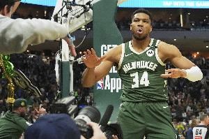 帕金斯：字母哥想走但他不敢说 雄鹿也懂但在装傻