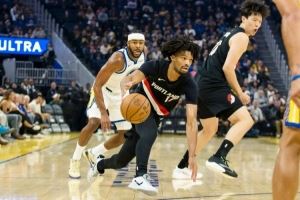 媒体人:杨瀚森在CBA形成的移动掩护坏习惯 在最后时刻暴露出来 媒体人:杨瀚森在CBA形成的移动掩护坏习惯 在最后时刻暴露出来