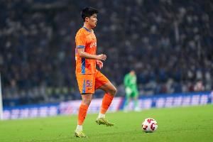 鲁媒:彭啸即将回到泰山队,几天后与王钰栋直接对话是看点之一 鲁媒:彭啸即将回到泰山队,几天后与王钰栋直接对话是看点之一