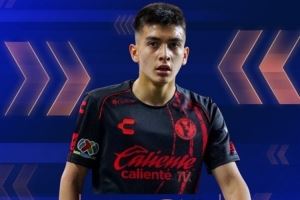 17岁身价450万欧!每体:巴萨关注17岁墨西哥中场莫拉 17岁身价450万欧!每体:巴萨关注17岁墨西哥中场莫拉