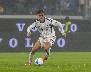 托蒂:我对尼科-帕斯非常感兴趣,很好奇未来他能够达到什么高度 托蒂:我对尼科-帕斯非常感兴趣,很好奇未来他能够达到什么高度