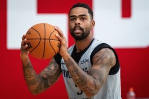 贝弗利:拉塞尔的加盟让湖人进西决 在那之前他们是垃圾 贝弗利:拉塞尔的加盟让湖人进西决 在那之前他们是垃圾