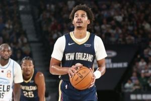 输出在线!普尔15中7拿到全队最高21分外加2助1断 正负值+10 输出在线!普尔15中7拿到全队最高21分外加2助1断 正负值+10