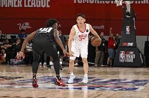 媒体人谈河村勇辉:在残酷现实面前 小个子&亚洲运动员都会被挤掉 媒体人谈河村勇辉:在残酷现实面前 小个子&亚洲运动员都会被挤掉