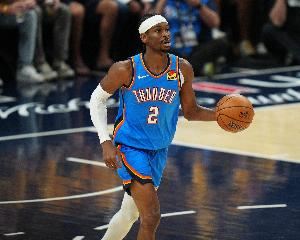 稳健表现!亚历山大打满首节2中2拿到5分4板2助 稳健表现!亚历山大打满首节2中2拿到5分4板2助