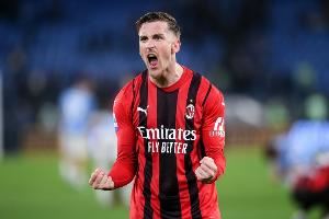 萨勒马科尔斯:莱奥是不可思议的球员 我除了门将位置其他都能踢 萨勒马科尔斯:莱奥是不可思议的球员 我除了门将位置其他都能踢