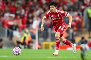 记者:麦卡利斯特参加利物浦今日训练,远藤航遭遇腿筋问题 记者:麦卡利斯特参加利物浦今日训练,远藤航遭遇腿筋问题