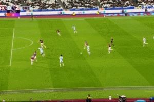 AWS中断导致英超半自动越位停用,小蜜蜂进球被划线取消 AWS中断导致英超半自动越位停用,小蜜蜂进球被划线取消