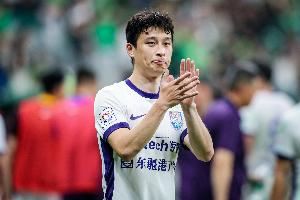 津媒:巴顿参加有球训练基本满足比赛要求,阿代米在力量房恢复 津媒:巴顿参加有球训练基本满足比赛要求,阿代米在力量房恢复