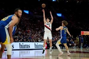 NBA彩经:火箭力拔活塞 森林狼胜湖人 勇士难胜开拓者 快船赢太阳 NBA彩经:火箭力拔活塞 森林狼胜湖人 勇士难胜开拓者 快船赢太阳